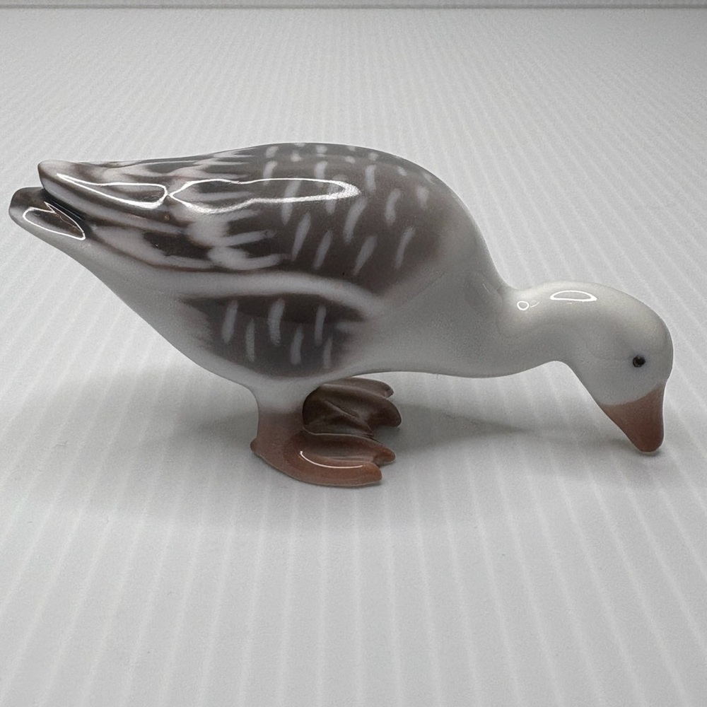 Vintage BG Bing & Grondahl Copenhagen Denmark Porcelain Goose Figurine Cottage
